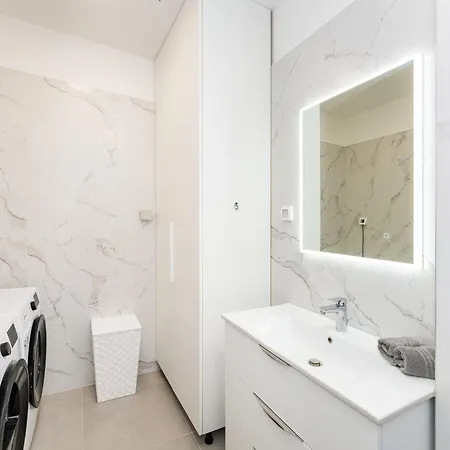 Solace Horizon Apartment *